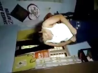 मेरो प्रेमिका बेच्छ यो एक शौकिया devar bhabhi ka सेक्सी मित्र लागि धेरै सय यूरो